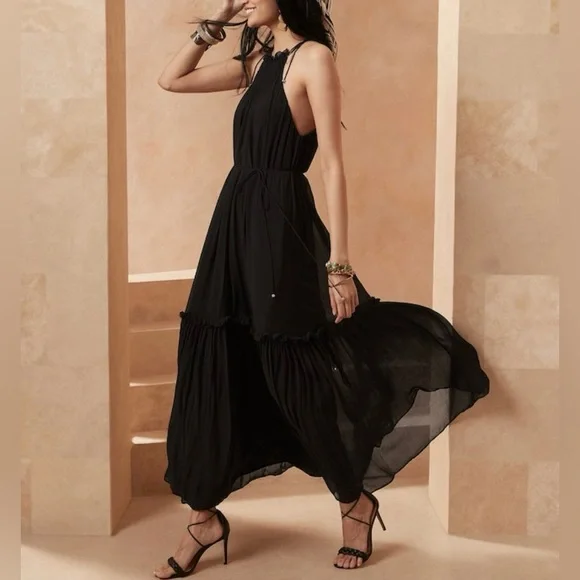 NWT Banana Republic Black Crinkle Maxi Dress with Silk - Size Small - Picture 1 of 13